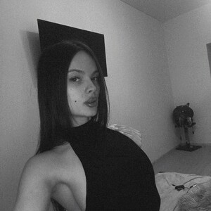 Ariella_ari live cam video preview