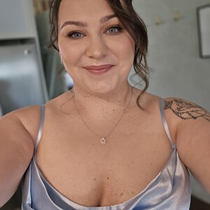 SadDopamine Young webcam from Australia